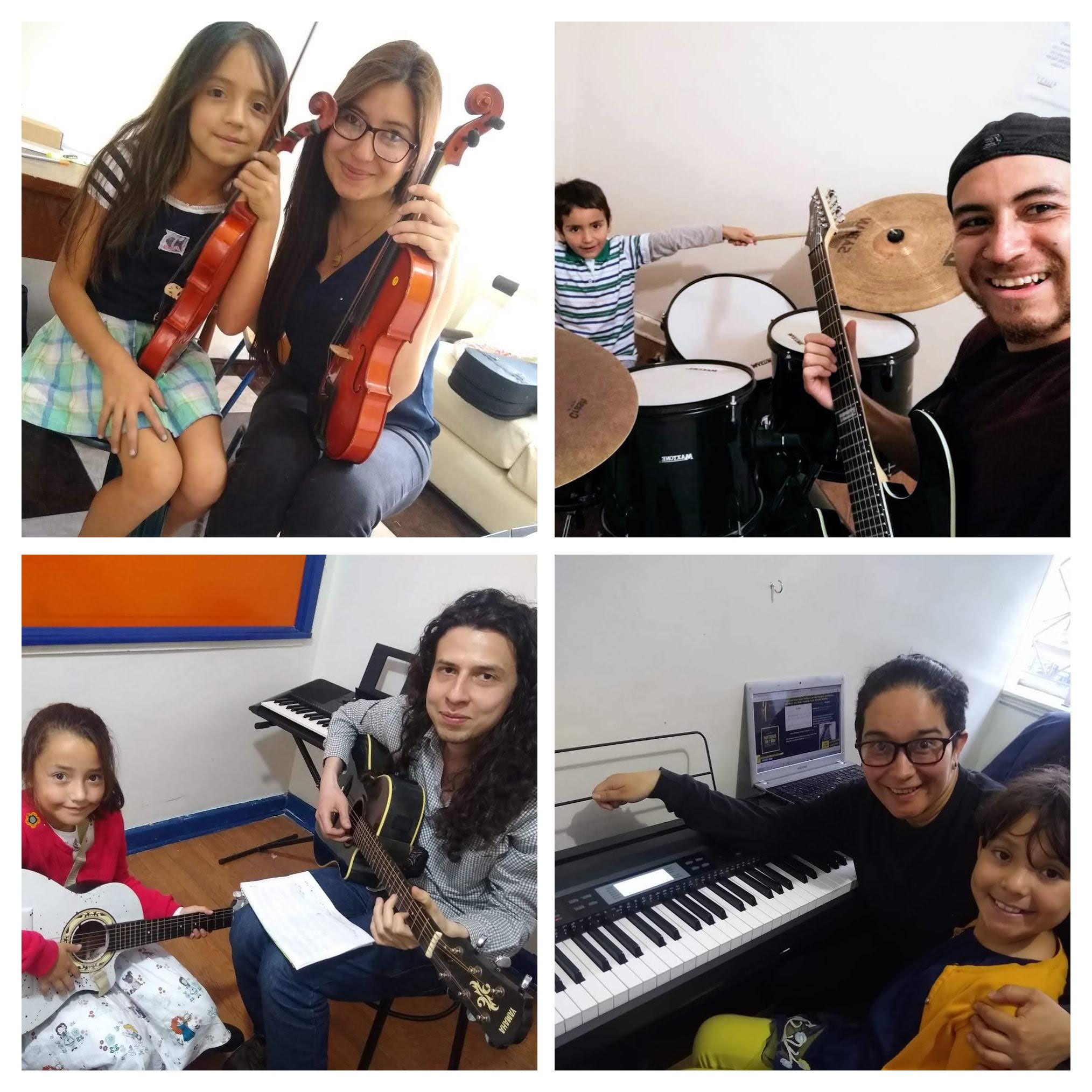 Jóvenes disfrutando de una clase de música durante taller integral en Bogotá, Colombia